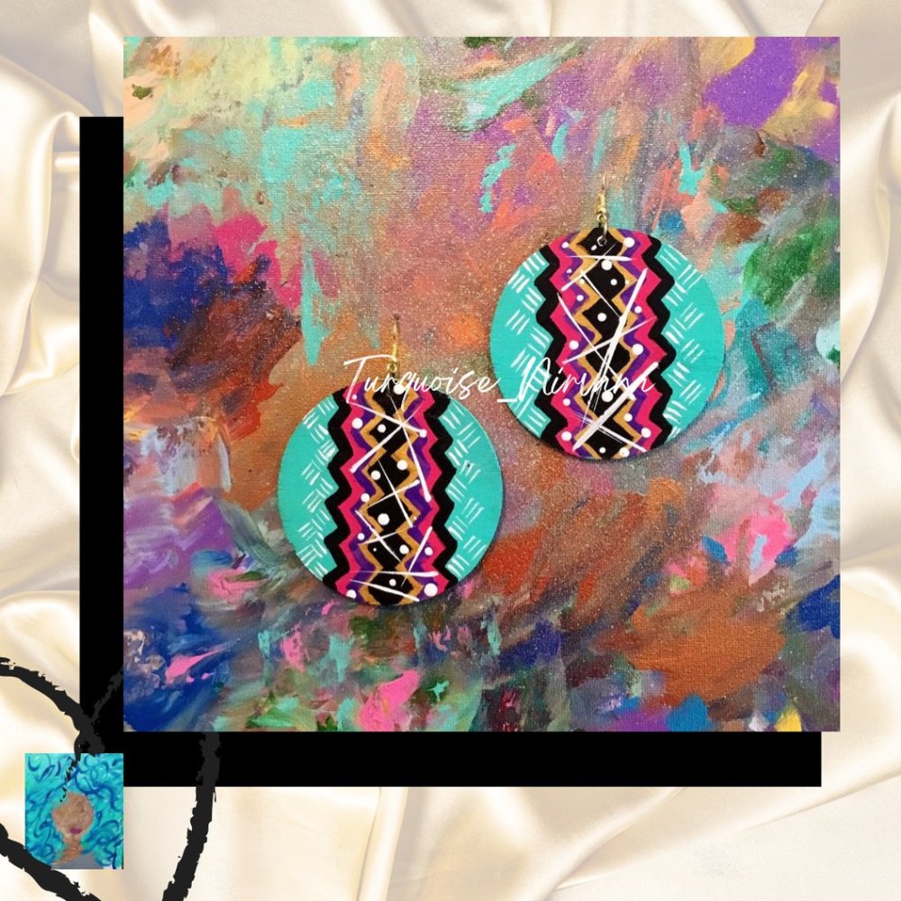 L-44: Ocean Breeze Abstract Round Earrings